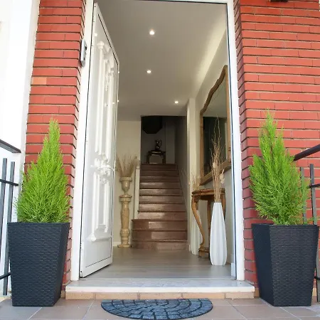 Preciosa Casa -jardin San Mateo *